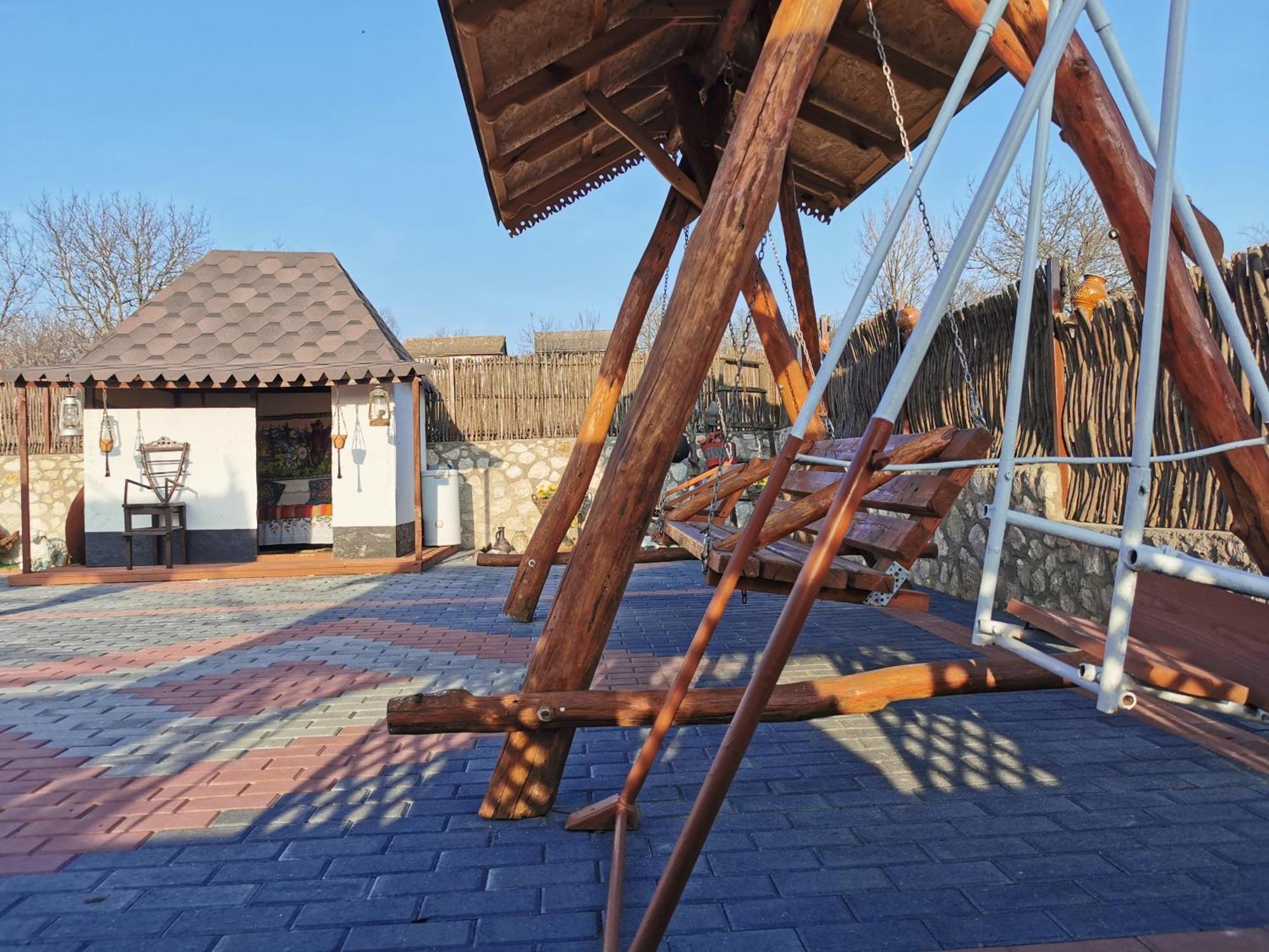 SelemetLa Madalina住宿加早餐旅馆 外观 照片