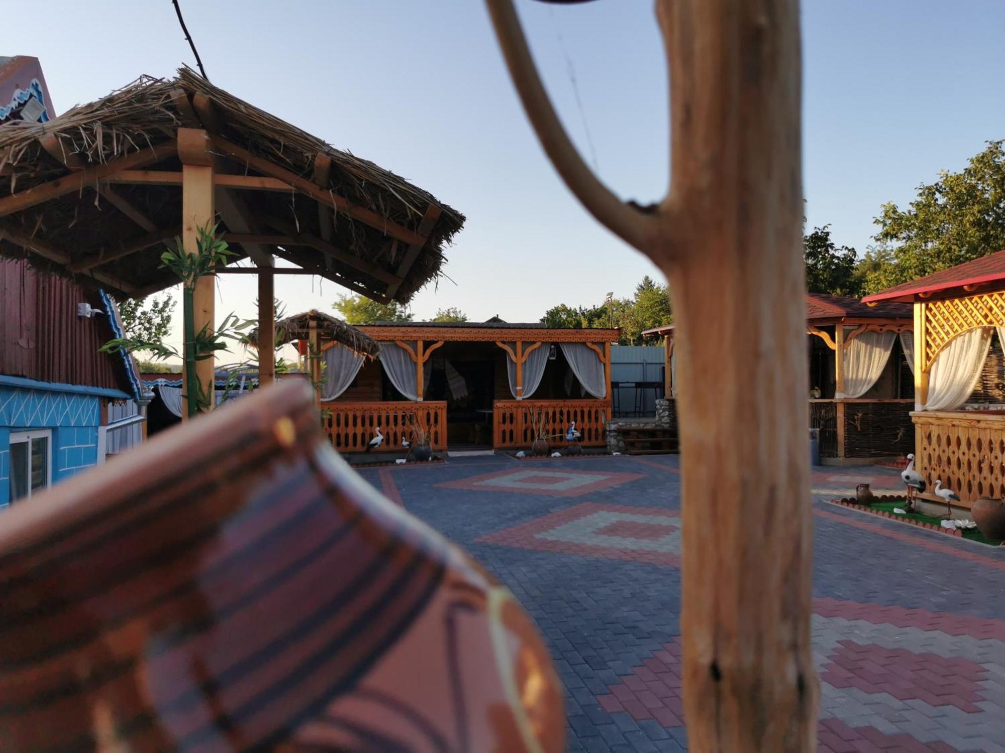 SelemetLa Madalina住宿加早餐旅馆 外观 照片