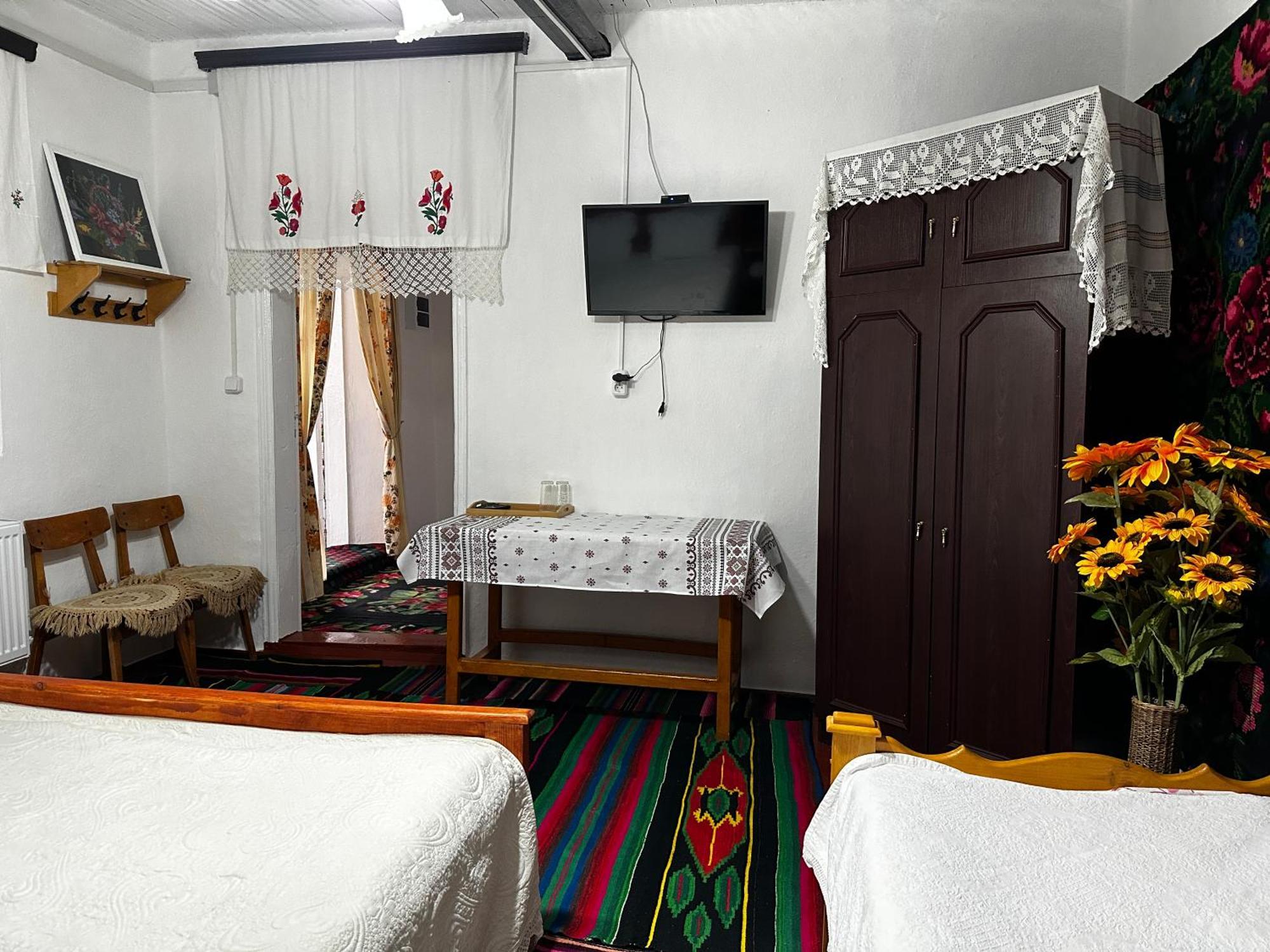 SelemetLa Madalina住宿加早餐旅馆 外观 照片