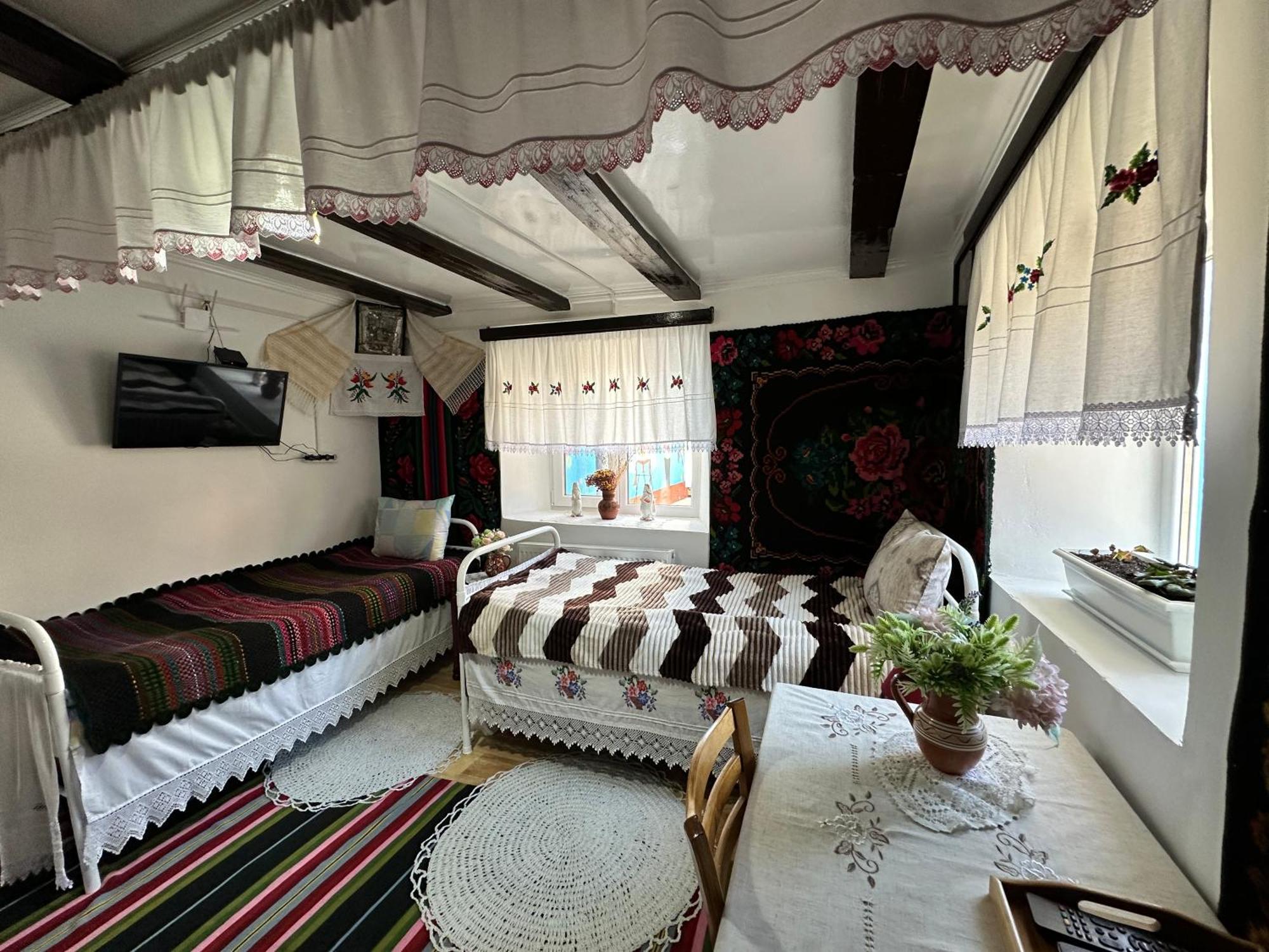 SelemetLa Madalina住宿加早餐旅馆 外观 照片